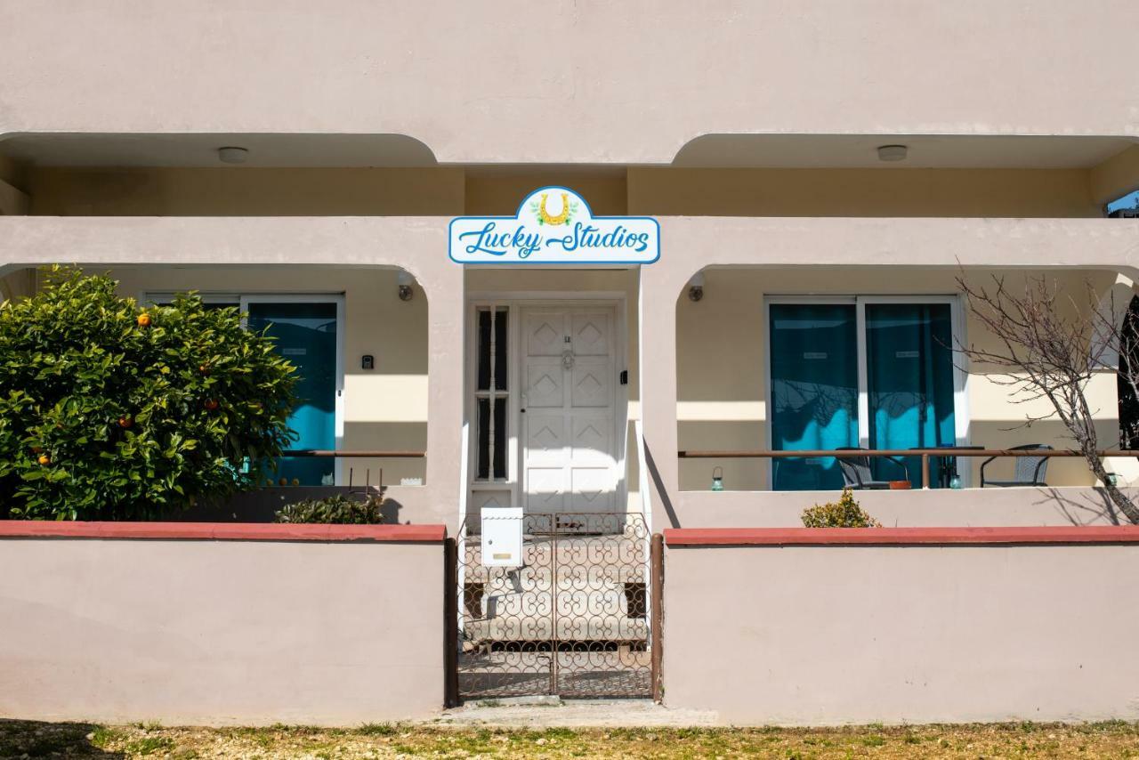 Apartamento Lucky 2 Paralimni Exterior foto