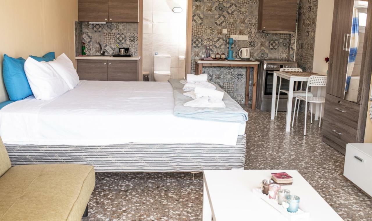 Apartamento Lucky 2 Paralimni Exterior foto