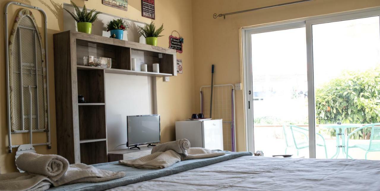 Apartamento Lucky 2 Paralimni Exterior foto